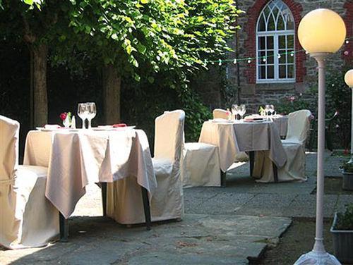 Hotel-Restaurant De L'Abbaye Plancoet ร้านอาหาร รูปภาพ