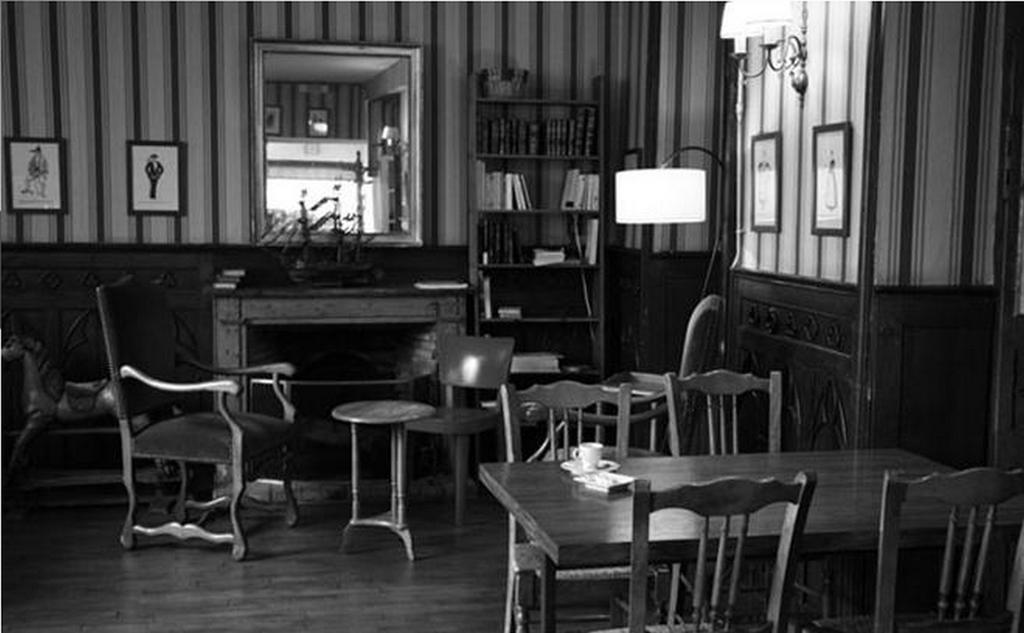 Hotel-Restaurant De L'Abbaye Plancoet ภายนอก รูปภาพ